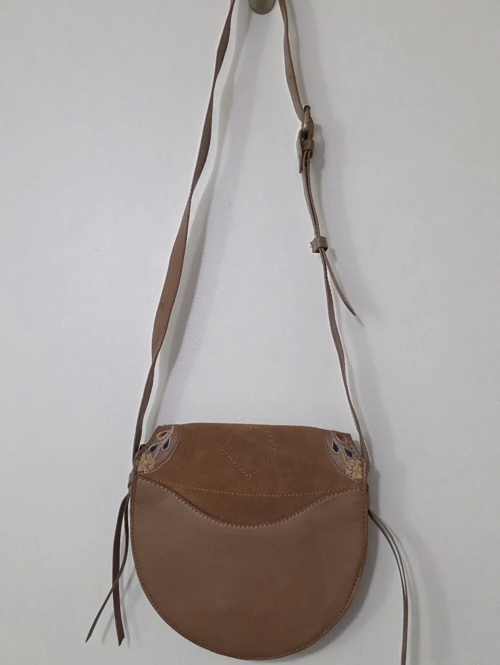 American Eagle Suede Genuine Leather Floral Embroidered Saddle Crossbody Boho
